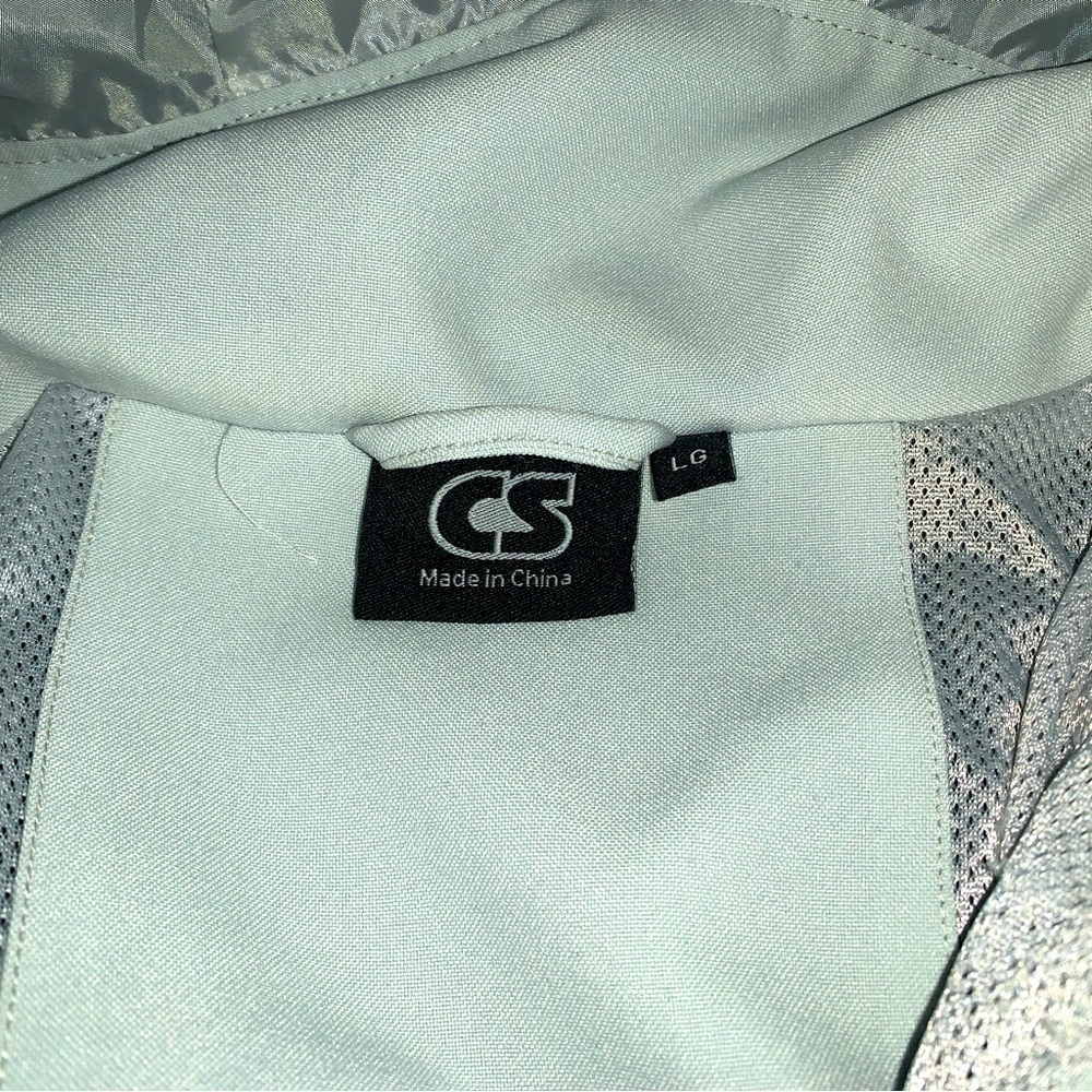 CS Black Jacket L Hooded Performance Wear Lightweight Packable Pockets Zip EUC - Picture 3 of 9